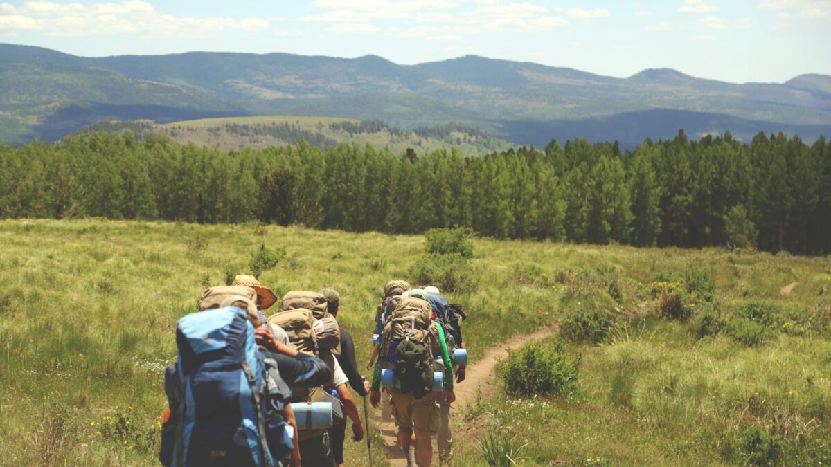 Must-Have Hiking Items for Beginners